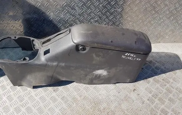 Chrysler Stratus Armrest