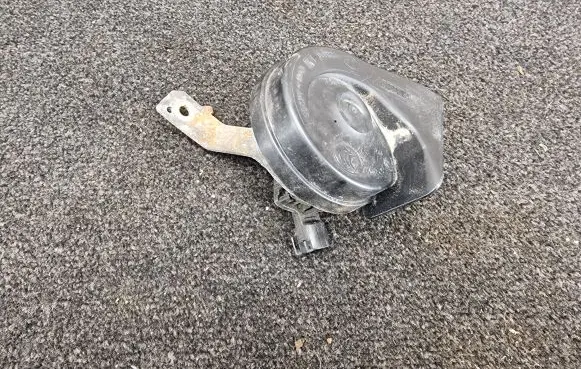 Volvo S80 Horn signal 08635071