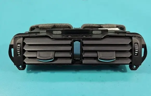 Ford Mondeo MK V Dash center air vent grill GS7319K617ADW IMPRK1454588