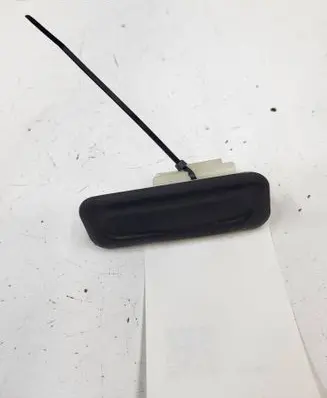 Peugeot 308cc Tailgate opening switch