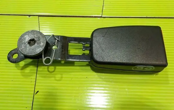 Mercedes-Benz R W251 Front seatbelt A2518601969 11AB8