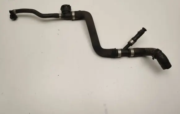 Mercedes-Benz E C207 W207 Engine coolant pipe/hose A2125016784