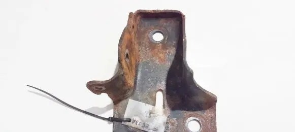 Citroen C3 Bracket in trunk/boot 520846 5208463