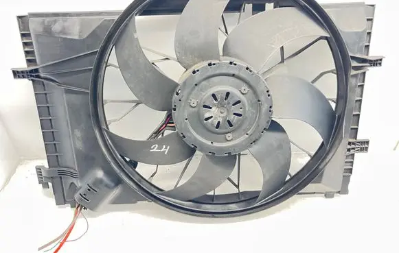 Mercedes-Benz C W203 Electric radiator cooling fan A2035001693