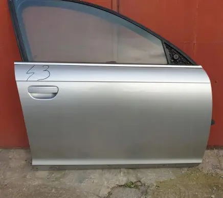 Audi A6 S6 C6 4F Front door