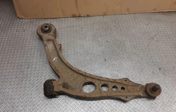 Fiat Idea Front lower control arm/wishbone