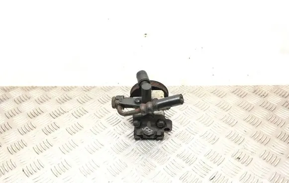 Hyundai Accent Power steering pump 5711025000 YSAA30
