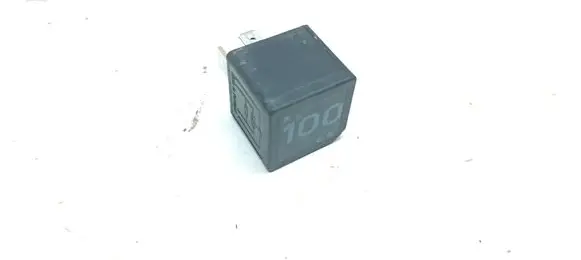 Volkswagen PASSAT B5 Other relay 7M0951253A