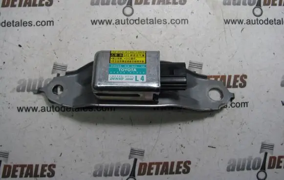 Toyota Prius (XW20) Airbag deployment crash/impact sensor 8983447020