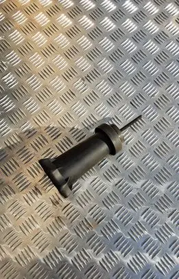 Audi A8 S8 D3 4E Spare wheel bolt 