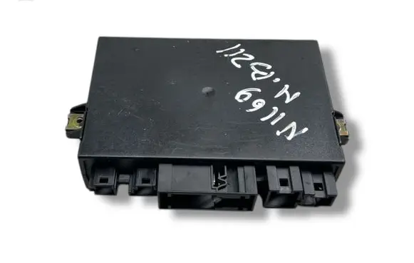 Mercedes-Benz E W211 Tailgate/trunk control unit/module A2118705626 5ZA00846903