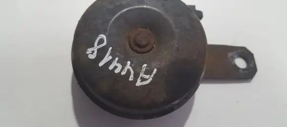 Subaru Legacy Horn signal E13000030
