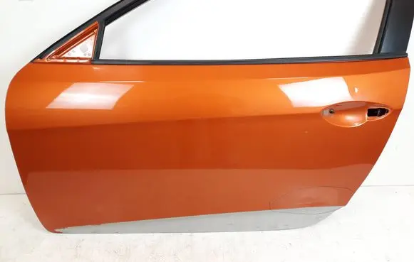 Hyundai Veloster Front door