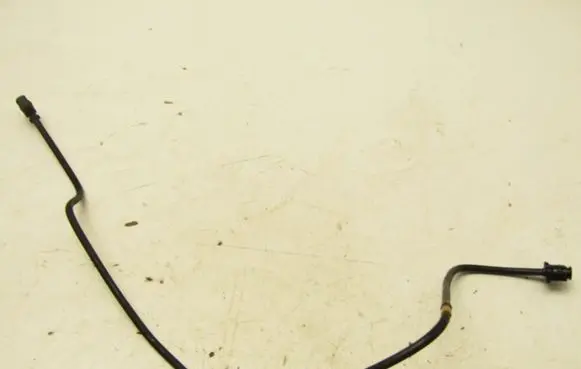 Opel Crossland X Fuel line pipe 