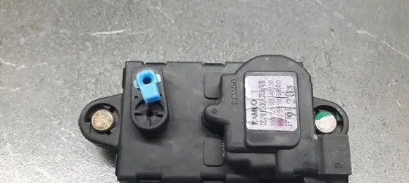 Hyundai Sonata DN8 Central locking motor 9578038000