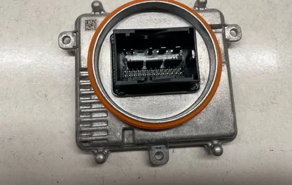 Volkswagen Tiguan Headlight ballast module Xenon 992941571AC 992941571A