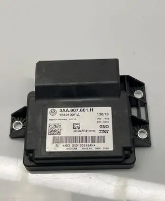 Volkswagen PASSAT CC Hand brake control module 3AA907801H 18491001A