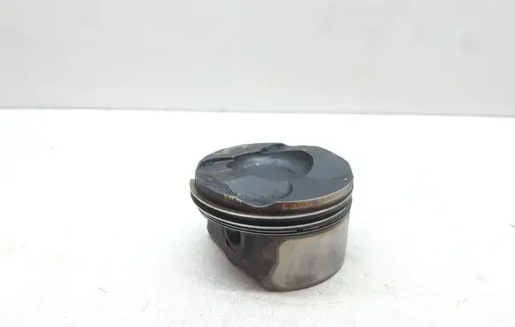 BMW 3 E92 E93 Piston 85L126