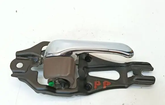 Lexus LS 400 Front door interior handle