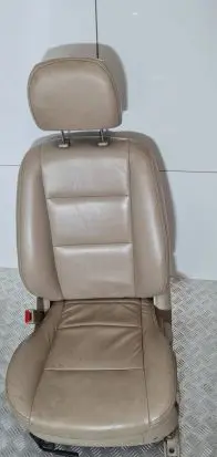 KIA Sorento Front driver seat 