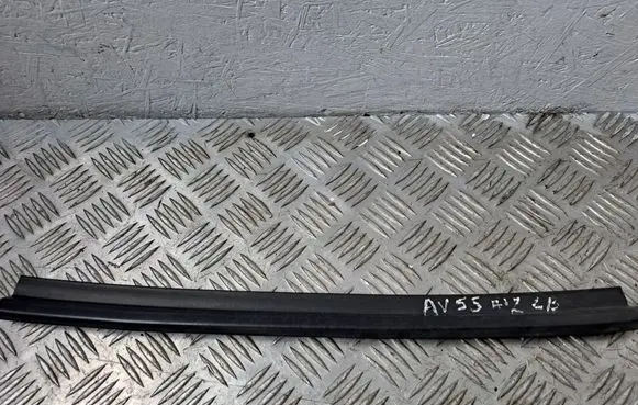 Toyota Avensis T270 Rubber seal rear door 6788705020
