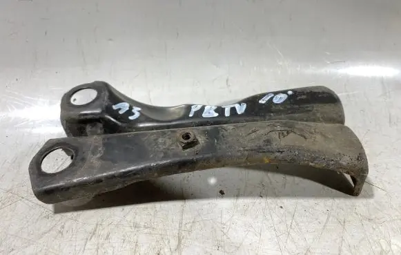 Audi A3 S3 A3 Sportback 8P Radiator support slam panel bracket 8p0805202a