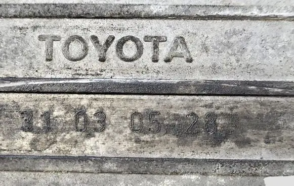 Toyota Avensis T250 Vacuum pump 31030528