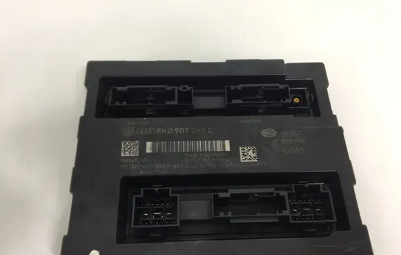 Audi A5 8T 8F Comfort/convenience module 8K0907289C