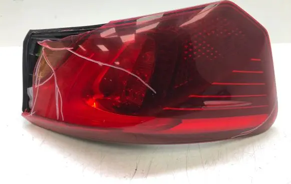 Toyota Avensis T270 Rear/tail lights