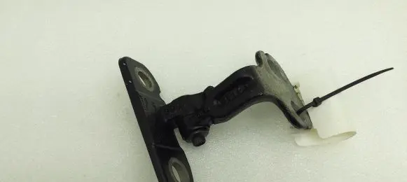 Jaguar XF X250 Rear door lower hinge 8X23228A67CB 228A67CB