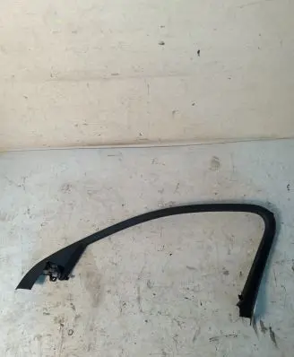 Audi A6 C7 Front door glass trim molding 4G0867610