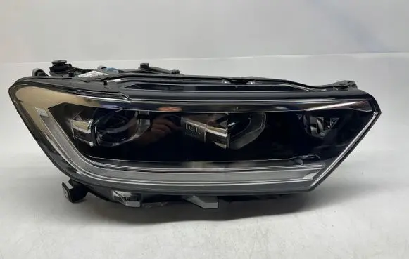 Volkswagen T-Roc Headlight/headlamp 2GA941036AF