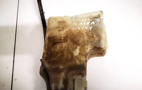 Nissan Almera Coolant expansion tank/reservoir