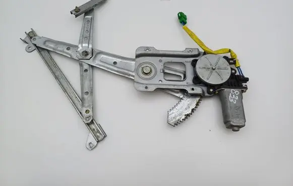 Subaru Legacy Rear door window regulator with motor 