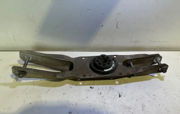 Mercedes-Benz CLA C117 X117 W117 Rear control arm A2463520202 H006