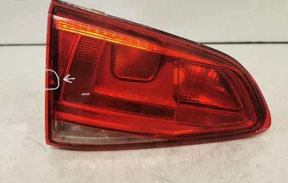 Volkswagen Golf VII Tailgate rear/tail lights 5G0945093AC 90052126A