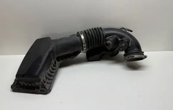 Ford Mustang VI Air intake hose/pipe FR3C9F805CD V3ZXA