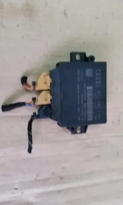 Audi A4 S4 B8 8K Parking PDC control unit/module 8K0919475E