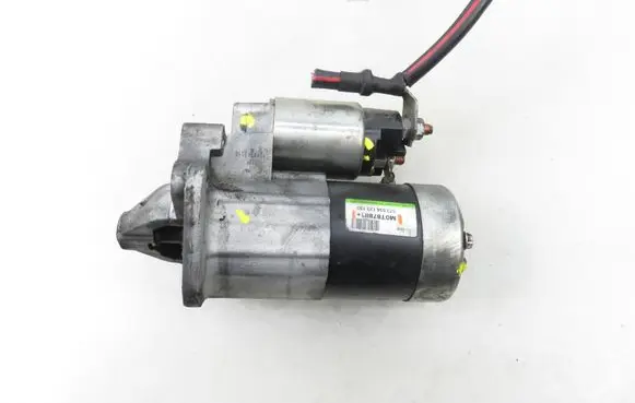Nissan Note (E11) Starter motor M0T87881