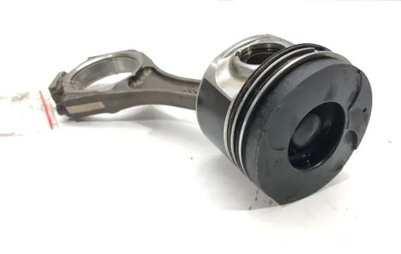 Opel Signum Piston with connecting rod Y30DT