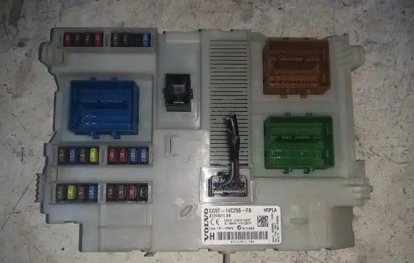 Volvo S60 Fuse box set 31314511