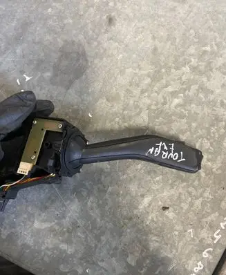Volkswagen PASSAT B7 Wiper control stalk 1K0953519A 01203506 20350661535034
