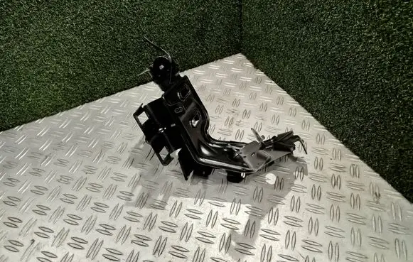 Ford Transit Custom ABS pump bracket BK21V020C74BB