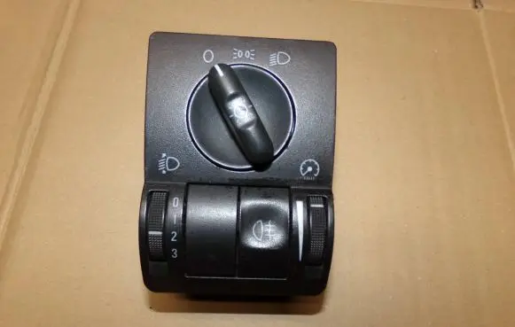 Opel Corsa C Fog light switch 