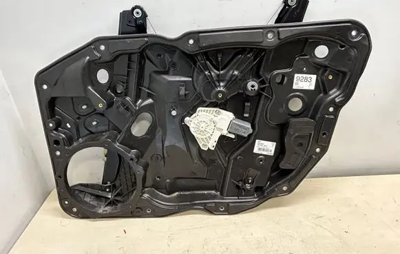 Porsche Cayenne (92A) Front door window regulator with motor 7P5837756D