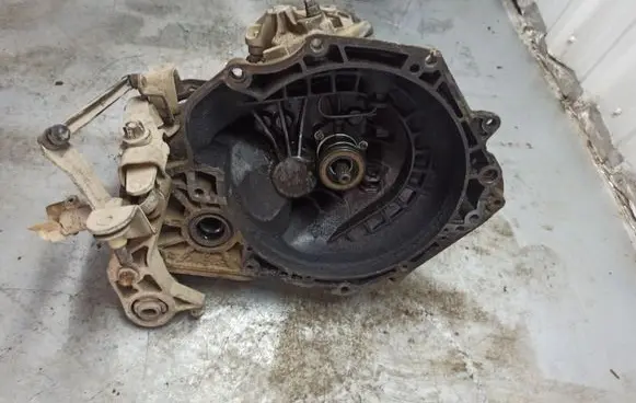 Opel Combo C Manual 5 speed gearbox