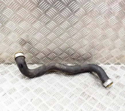 Mercedes-Benz E W212 Engine coolant pipe/hose A2045013182