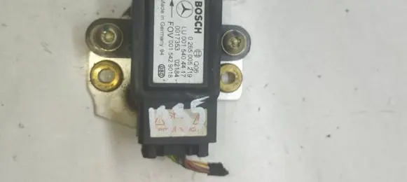 Mercedes-Benz E W210 ESP acceleration yaw rate sensor 0015429018 0265005219 0015404417