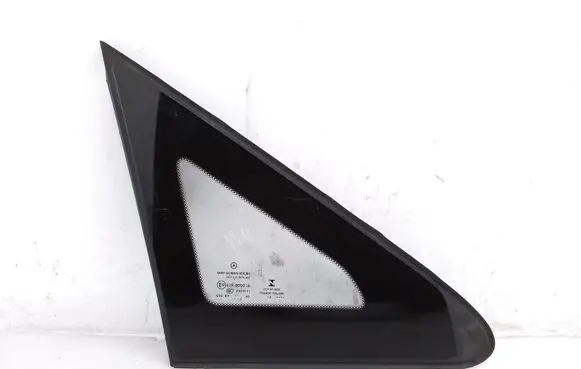 Mercedes-Benz Vito Viano W447 Front triangle window/glass A4476730205 A4476730205KZ A4476730405