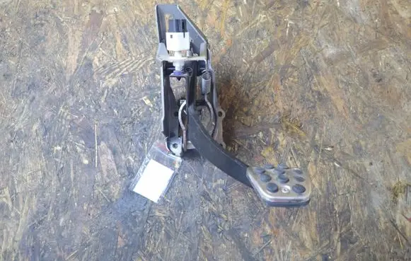 Honda Civic Brake pedal